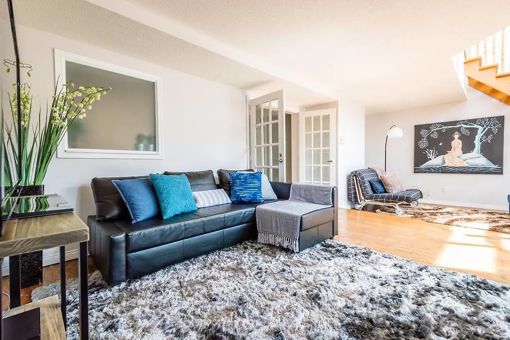 Luxurious Penthouse Duplex - Downtown Central